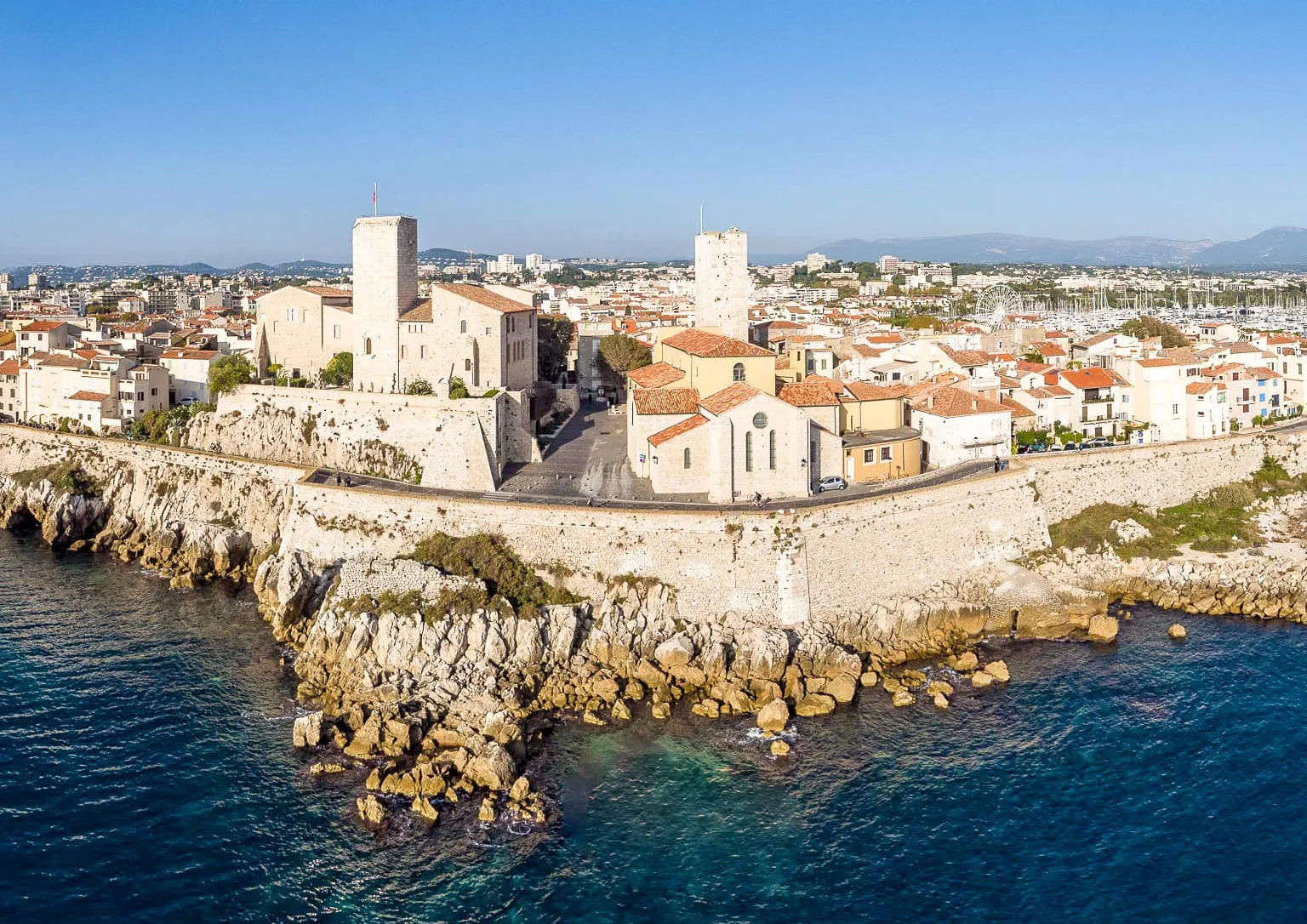 Cannes · Antibes · St Paul de Vence